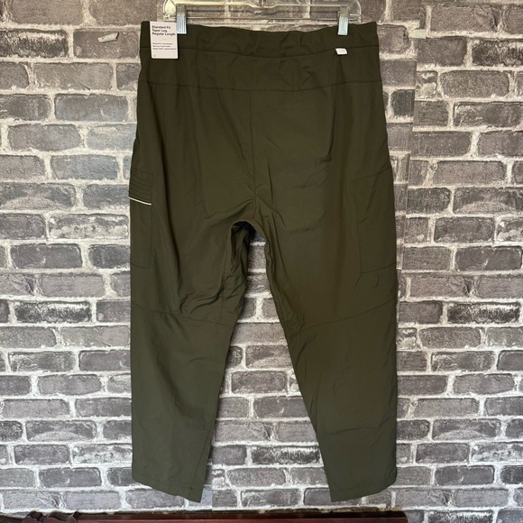 NWT Nike Sportswear Utility Pants Olive Green pockets - Picture 10 of 16